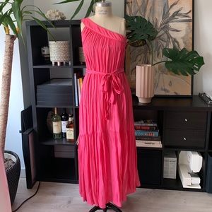 [NWT] Gal Meets Glam - Fuchsia Pink One-Shoulder